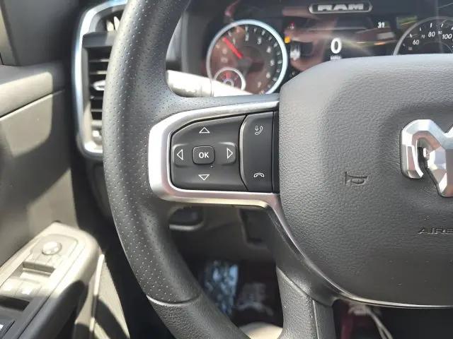 2026 Ram 1500 Express Crew Cab 4x4 57 Box