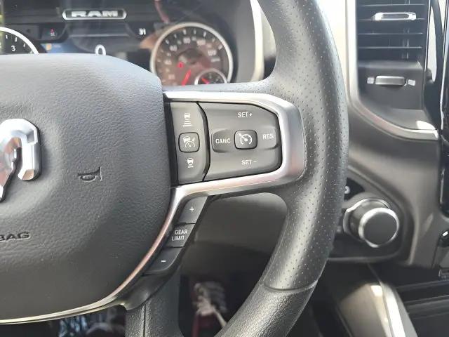 2026 Ram 1500 Express Crew Cab 4x4 57 Box