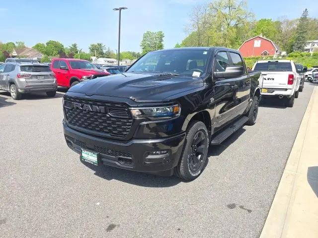 2026 Ram 1500 Express Crew Cab 4x4 5'7" Box