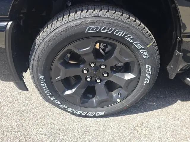 2026 Ram 1500 Express Crew Cab 4x4 5'7" Box