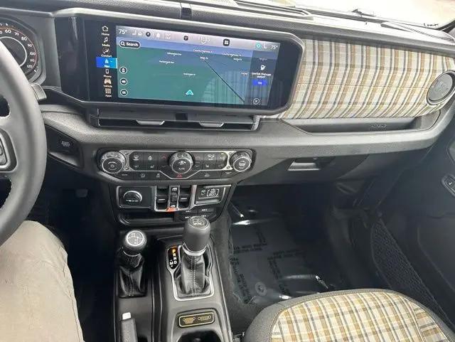 2026 Jeep Gladiator Sport