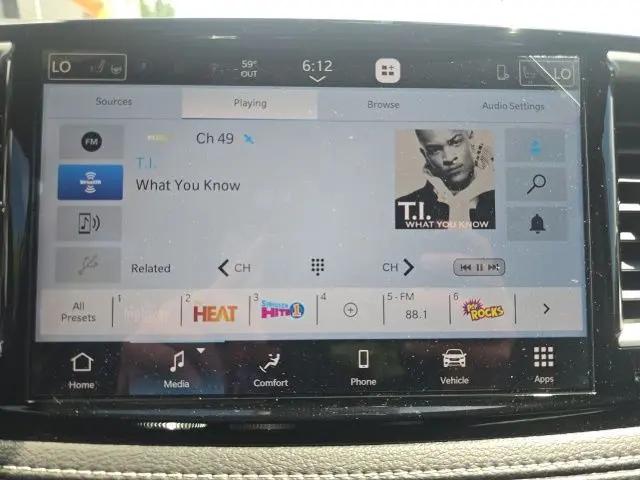 2027 Chrysler Pacifica Select