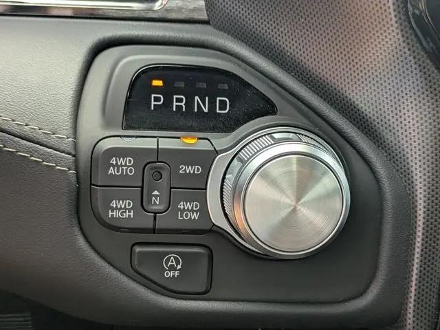 2025 Ram 1500 Limited Crew Cab 4x4 5'7" Box