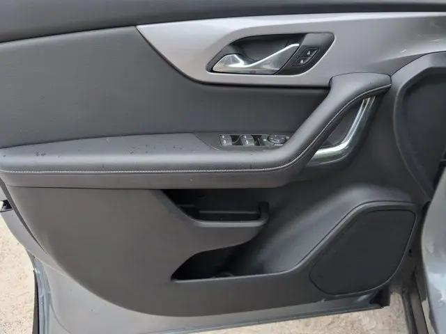 2025 Chevrolet Blazer FWD 2LT