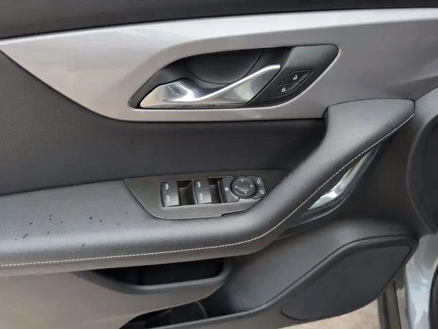 2025 Chevrolet Blazer FWD 2LT