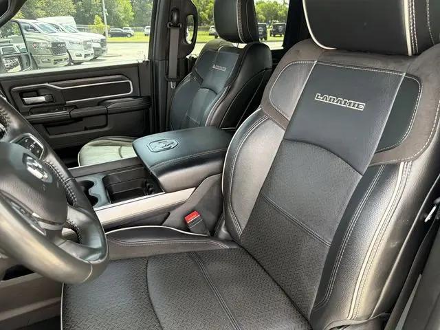 2023 Ram 3500 Laramie Mega Cab 4x4 6'4" Box