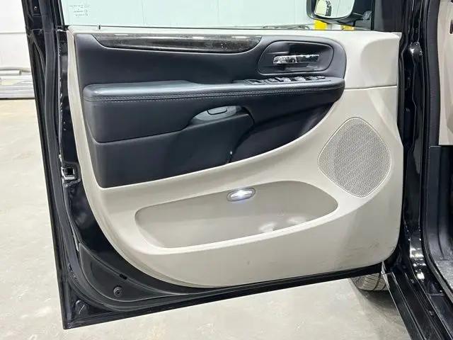 2020 Dodge Grand Caravan SE