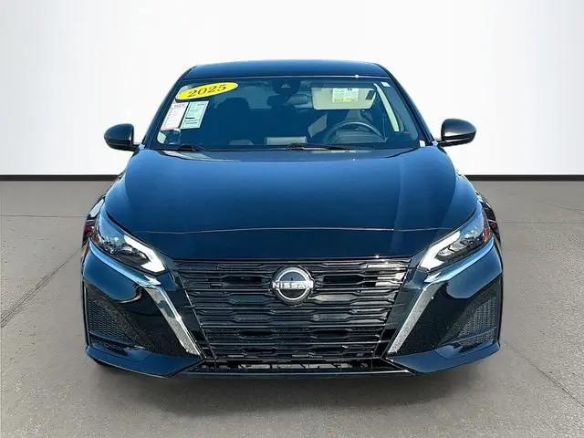 2025 Nissan Altima S FWD