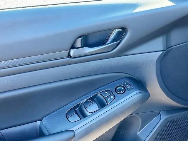2025 Nissan Altima S FWD