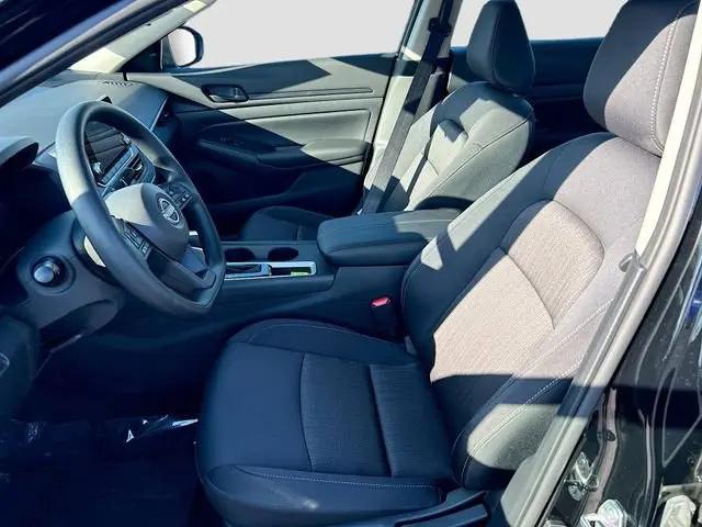 2025 Nissan Altima S FWD