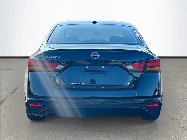 2025 Nissan Altima S FWD