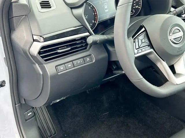2026 Nissan Altima SR FWD
