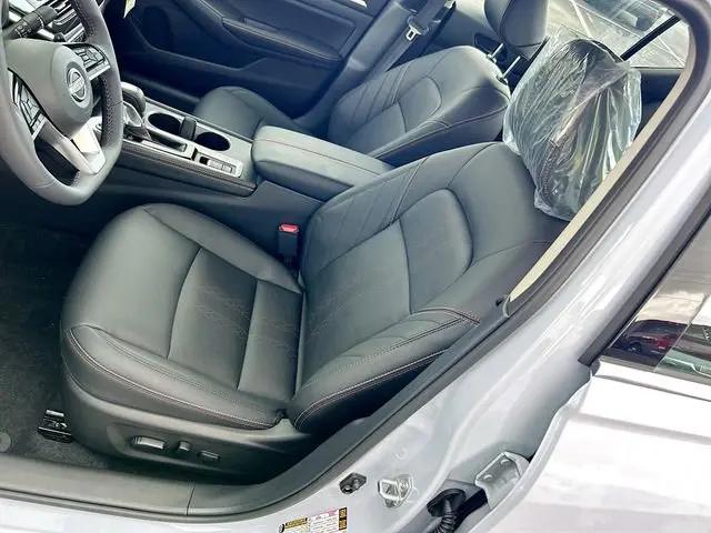 2026 Nissan Altima SR FWD