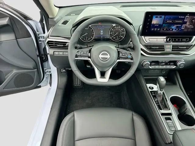 2026 Nissan Altima SR FWD