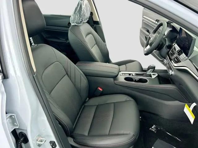 2026 Nissan Altima SR FWD