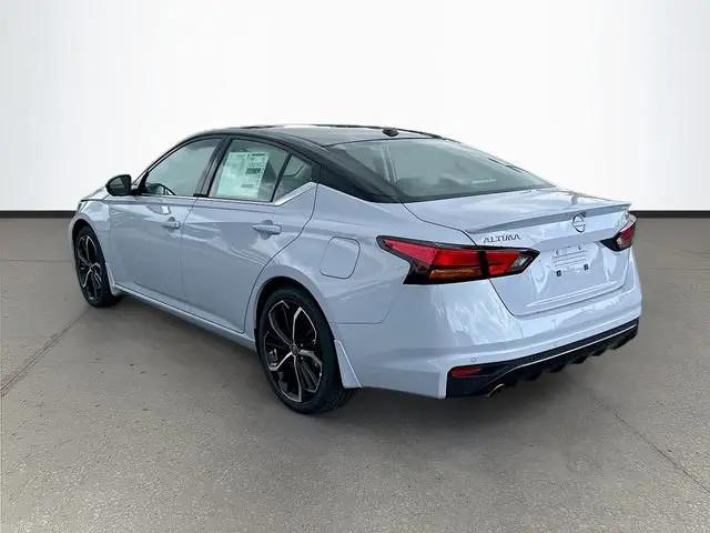 2026 Nissan Altima SR FWD