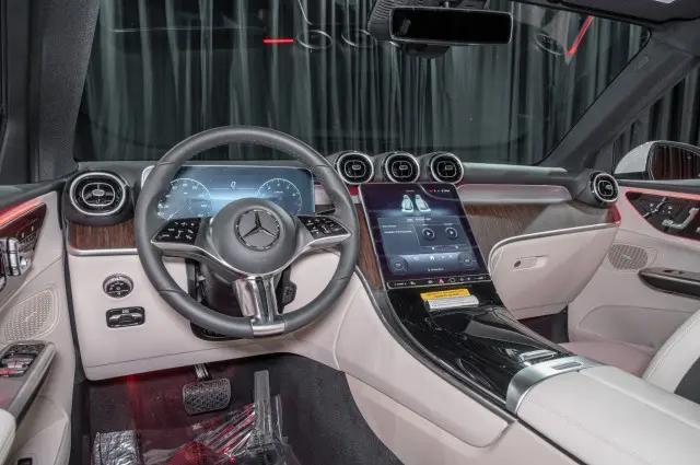 2026 Mercedes-Benz GLC GLC 300