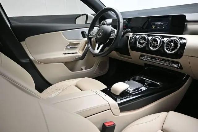 2019 Mercedes-Benz A 220 A 220