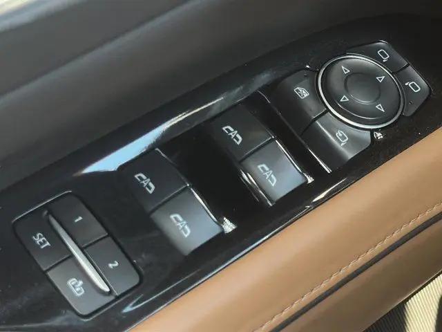2022 Cadillac Escalade ESV 2WD Premium Luxury