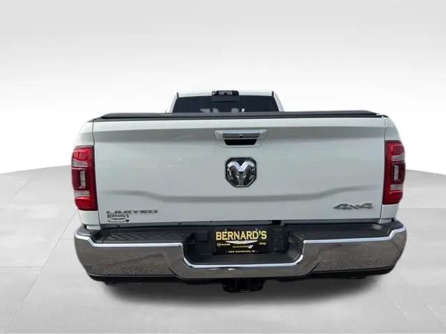 2022 Ram 3500 Limited Crew Cab 4x4 8' Box