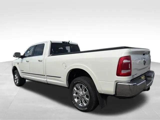 2022 Ram 3500 Limited Crew Cab 4x4 8' Box