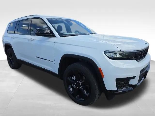 2023 Jeep Grand Cherokee L Altitude 4x4