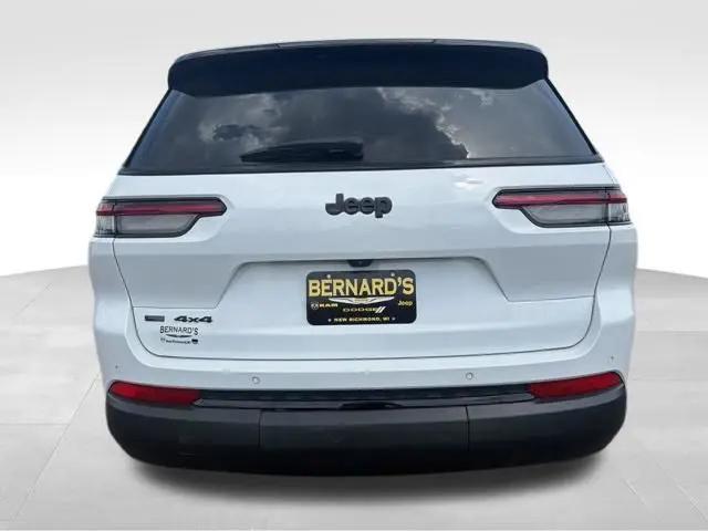 2023 Jeep Grand Cherokee L Altitude 4x4