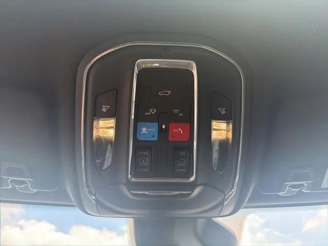 2023 Jeep Grand Cherokee L Altitude 4x4