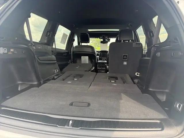 2023 Jeep Grand Cherokee L Altitude 4x4