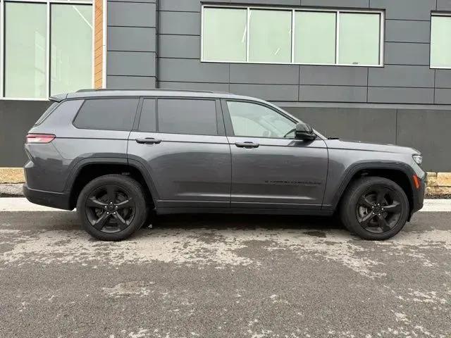 2023 Jeep Grand Cherokee L Altitude 4x4