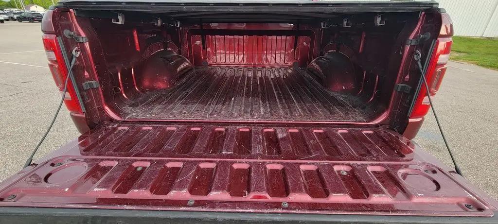 2019 Ram 1500 Big Horn/Lone Star Crew Cab 4x4 5'7" Box
