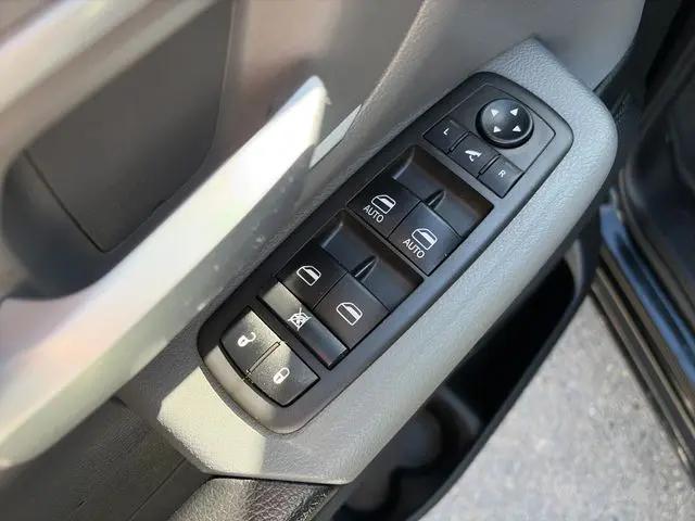 2021 Ram 1500 Big Horn Quad Cab 4x4 6'4" Box