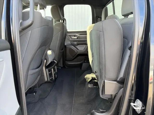 2021 Ram 1500 Big Horn Quad Cab 4x4 6'4" Box