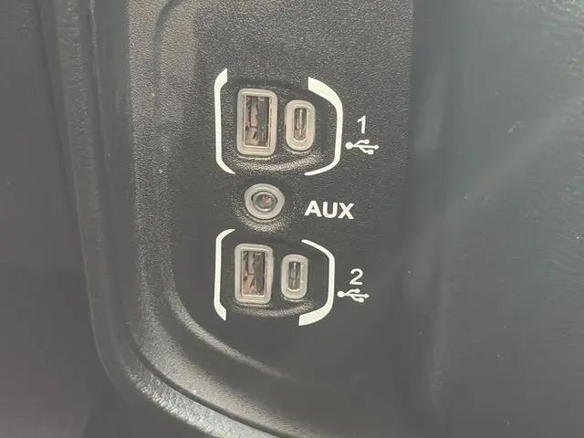 2021 Ram 1500 Big Horn Quad Cab 4x4 6'4" Box