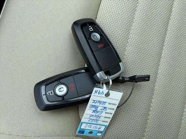 2022 Ford Edge SE