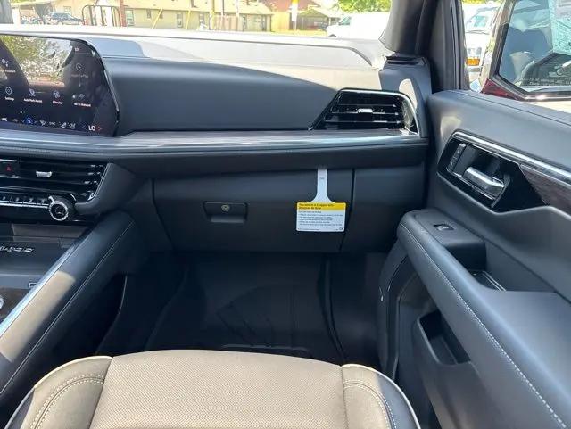 2026 Chevrolet Tahoe 4WD Premier