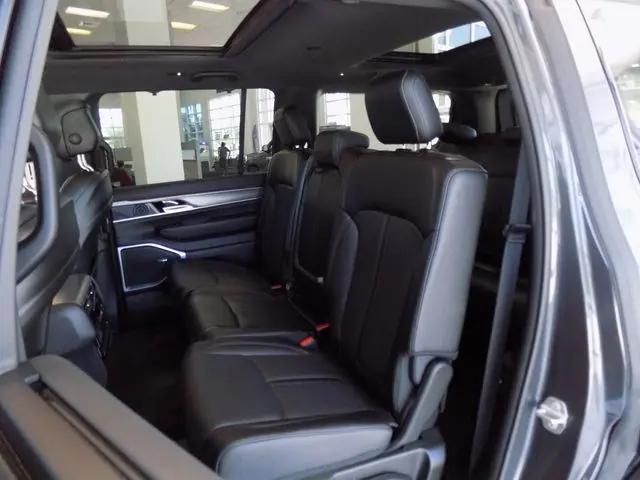 2024 Jeep Wagoneer Series II Carbide 4x4