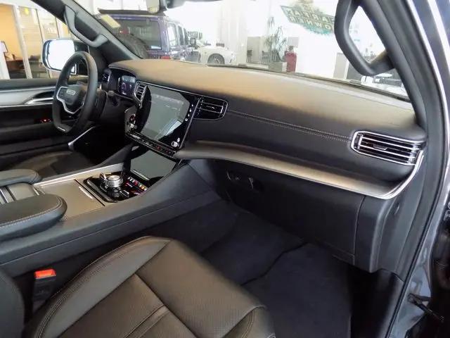 2024 Jeep Wagoneer Series II Carbide 4x4
