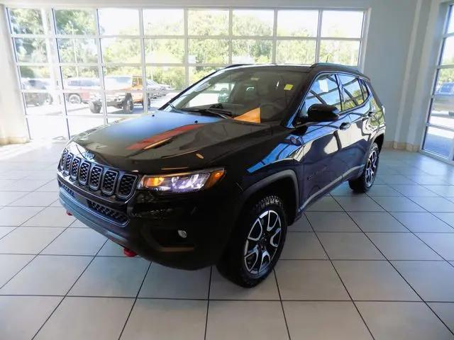 2025 Jeep Compass Trailhawk 4x4
