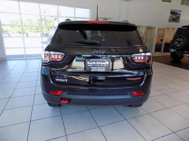 2025 Jeep Compass Trailhawk 4x4