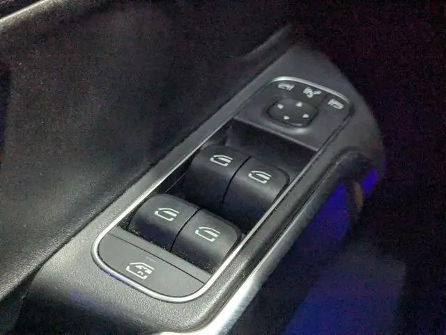 2022 Mercedes-Benz GLB GLB 250
