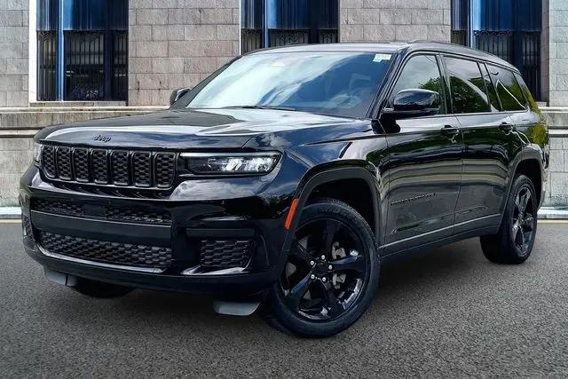 2023 Jeep Grand Cherokee L Altitude 4x4