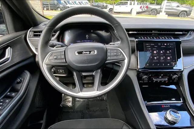 2023 Jeep Grand Cherokee L Altitude 4x4