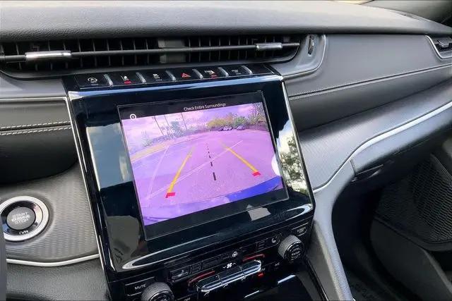 2023 Jeep Grand Cherokee L Altitude 4x4