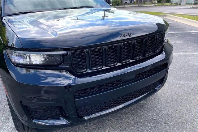 2023 Jeep Grand Cherokee L Altitude 4x4