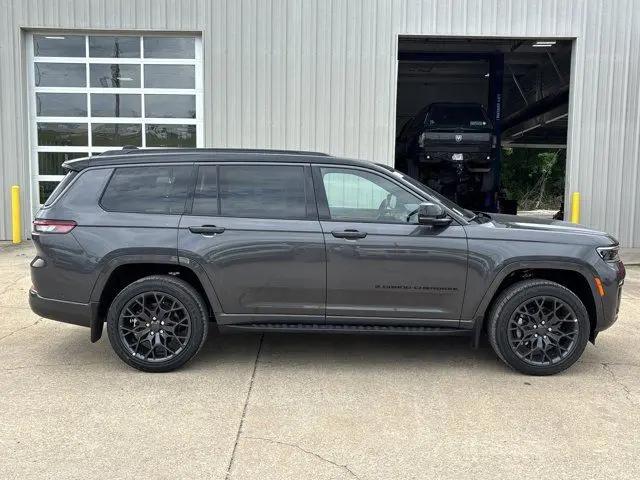 2026 Jeep Grand Cherokee L Summit 4x4