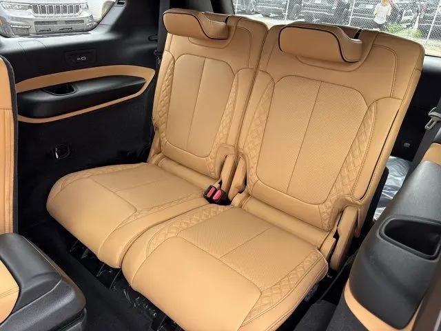 2026 Jeep Grand Cherokee L Summit 4x4
