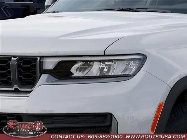 2026 Jeep Grand Cherokee L Altitude 4x4
