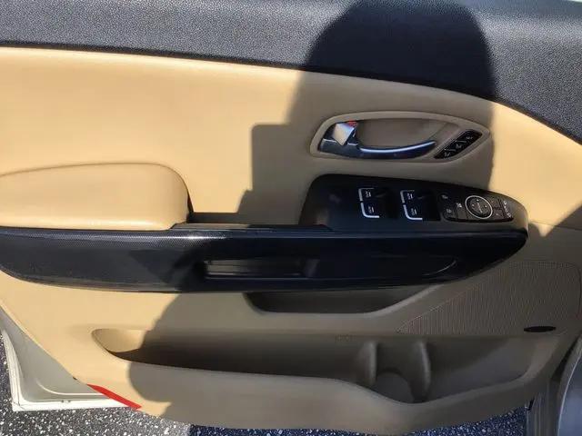 2015 Kia Sedona SX