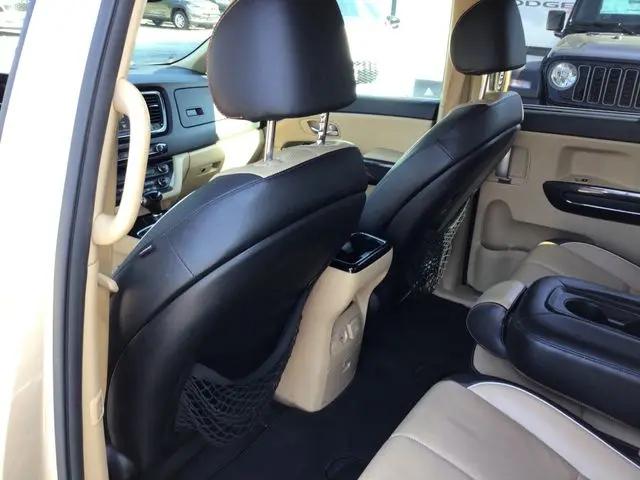 2015 Kia Sedona SX